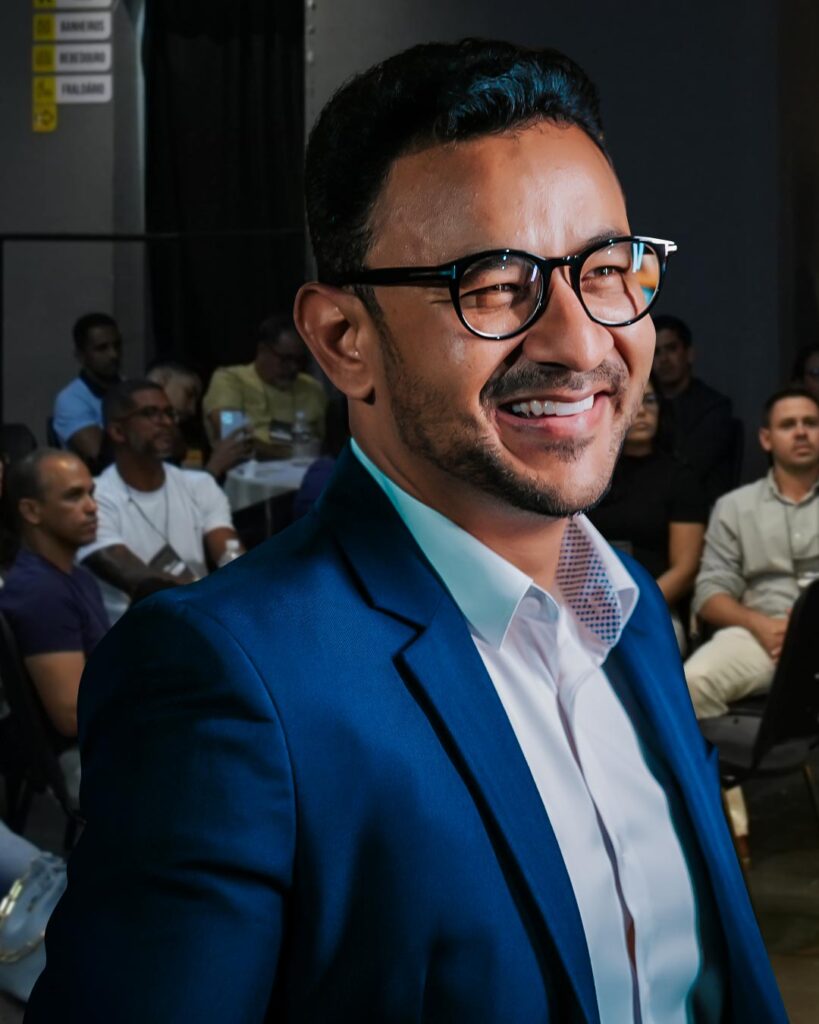 Wal Macedo — especialista em rating bancário para CNPJ com 17 anos de experiência em banco